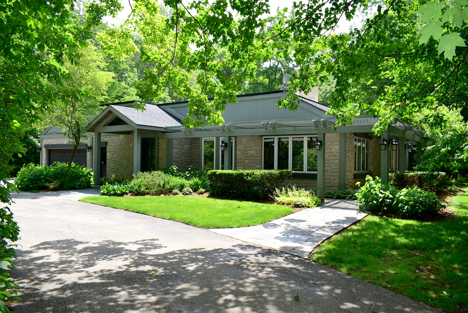 R. W. Thur Real Estate Ltd. Brokerage